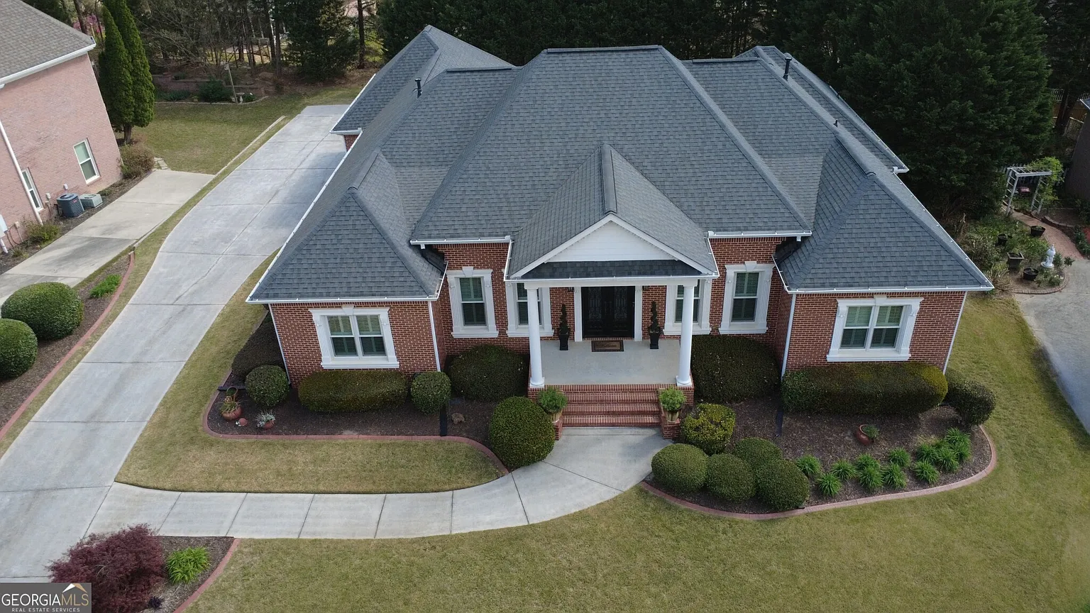 605 Peach Pl photo 1