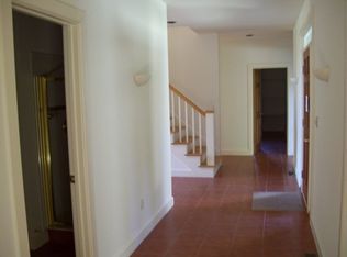 585 Hancock Rd, Williamstown, MA 01267