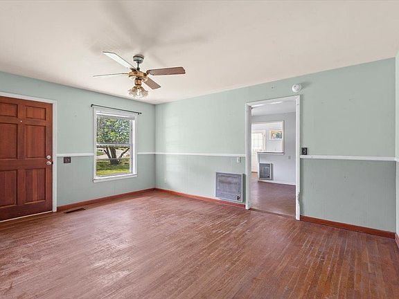 4th image of 1517 Grape St NW