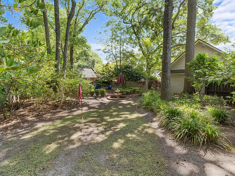 1043 Loyalist Ln — Photo 8