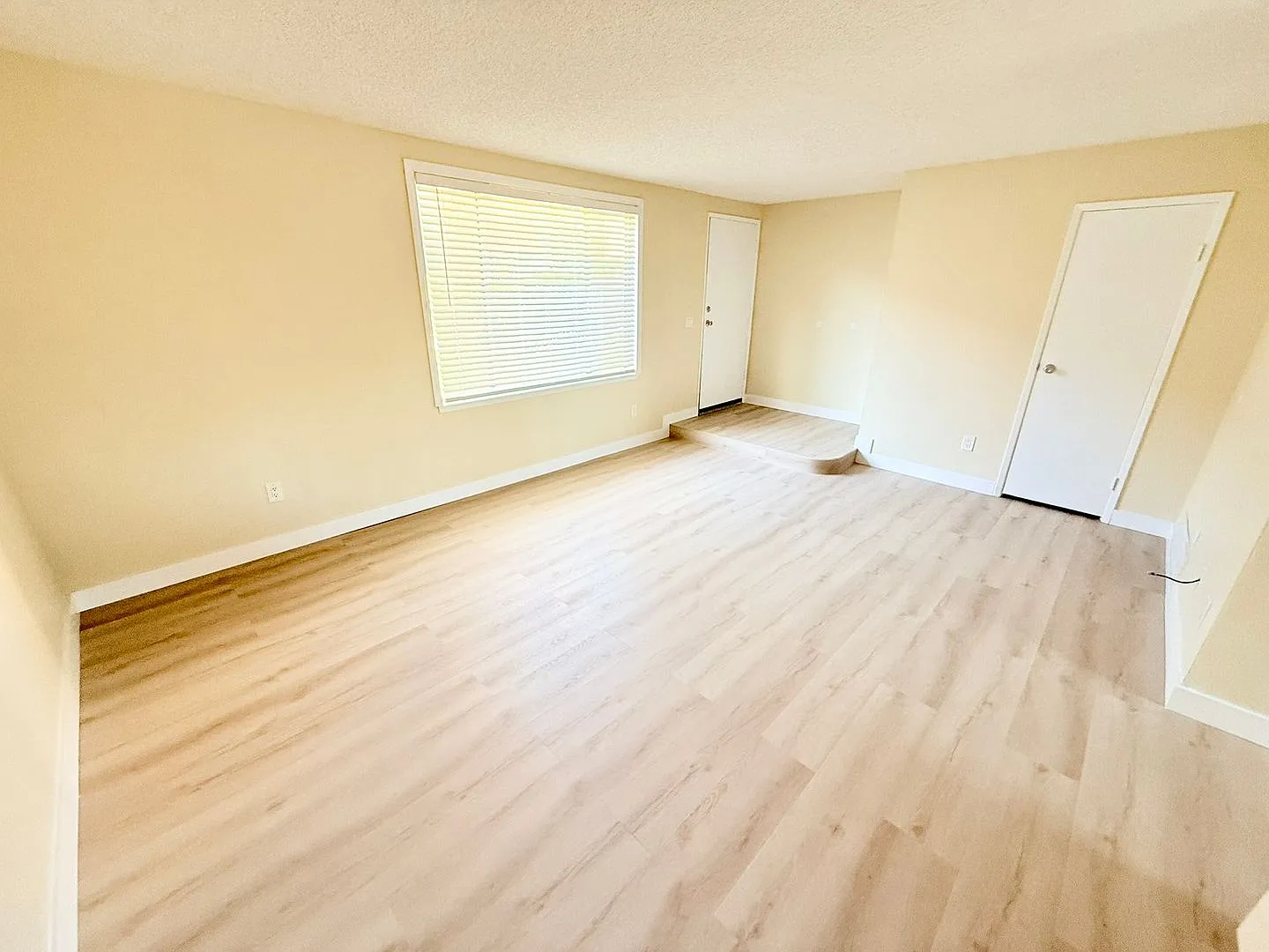 Spacious 3-Bedroom Condo in the Indian Canyon Gardens Community — Photo 4