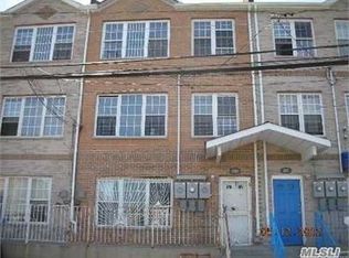 215 Beach 28th St #2, Far Rockaway, NY 11691