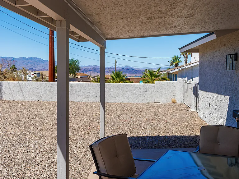 1060 Sunny Ridge Dr — Photo 12