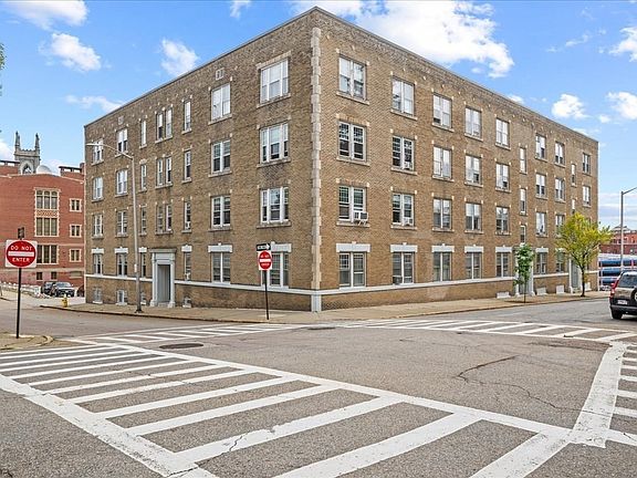 4th image of 6 Chatham Pl APT 8