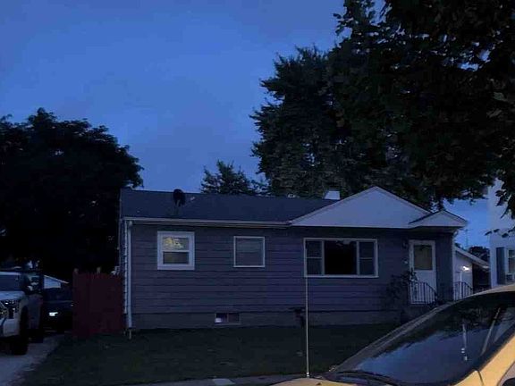 4th image of 218 S Stott St