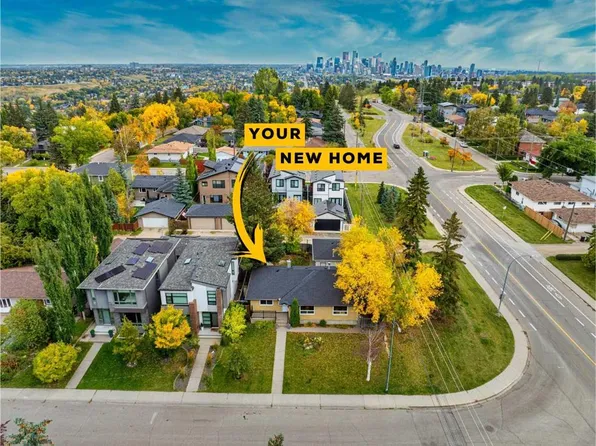 4 W Wildwood Dr SW, Calgary, AB T3C 3C5