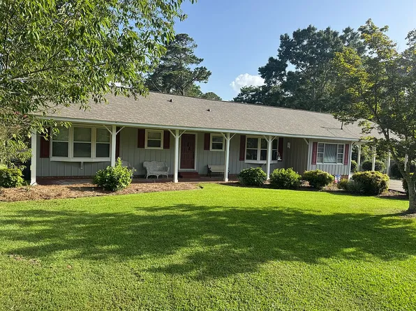 1902 Orchard Dr, Columbia, MS 39429