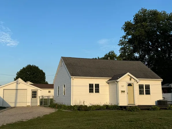 527 Main St, Hudson, IA 50643