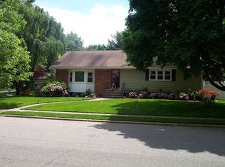 262 Clinton Rd, North Brunswick, NJ 08902