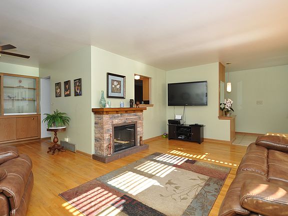5th image of 7945 S Wynbrook Ct