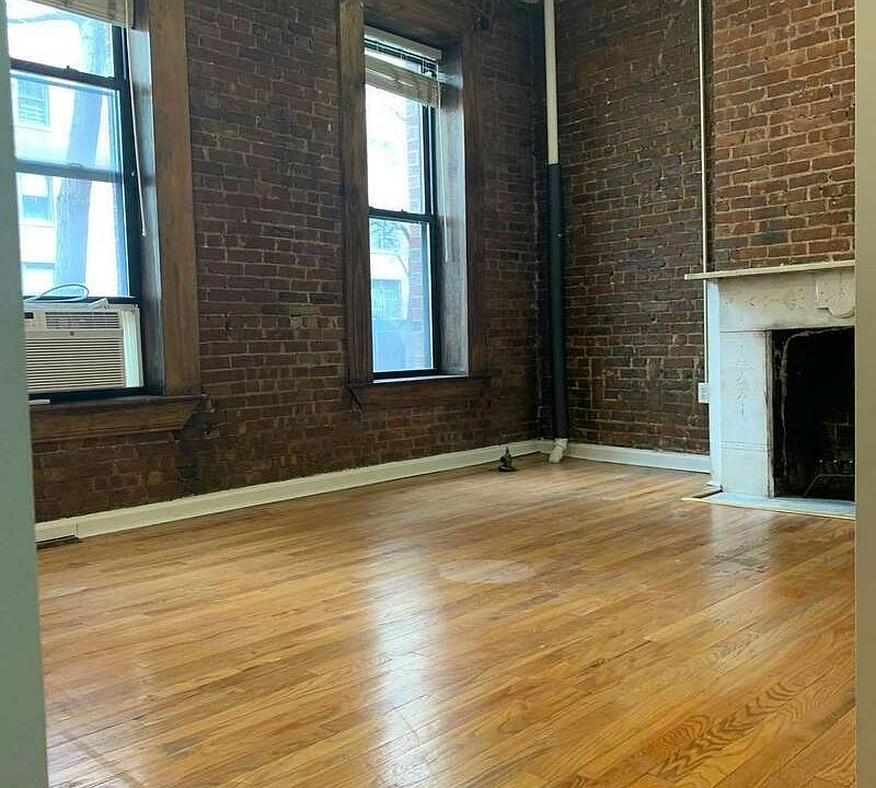 1st image of 328 E 55th St APT 1