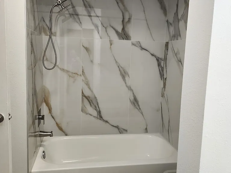 502 Northlake Dr #502 — Photo 7