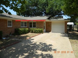 2410 33rd St APT B, Lubbock, TX 79411