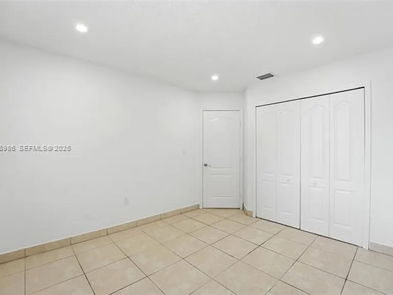 8219 NW 192nd Ter — Photo 23
