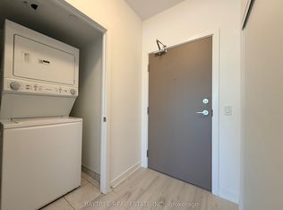 1010 Sandy Beach Rd #903, Pickering, ON L1W 3X5