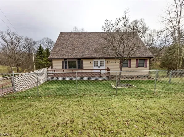140 Iris Ln, Colliers, WV 26035