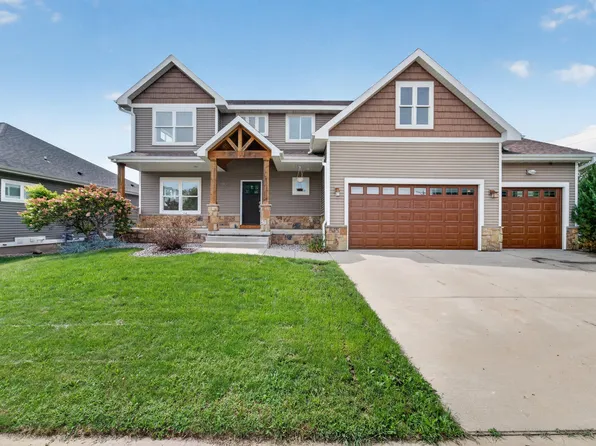 1120 N Division St, Waunakee, WI 53597