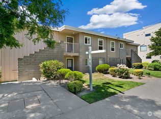 3707 60th Ave SW UNIT 2, Seattle, WA 98116