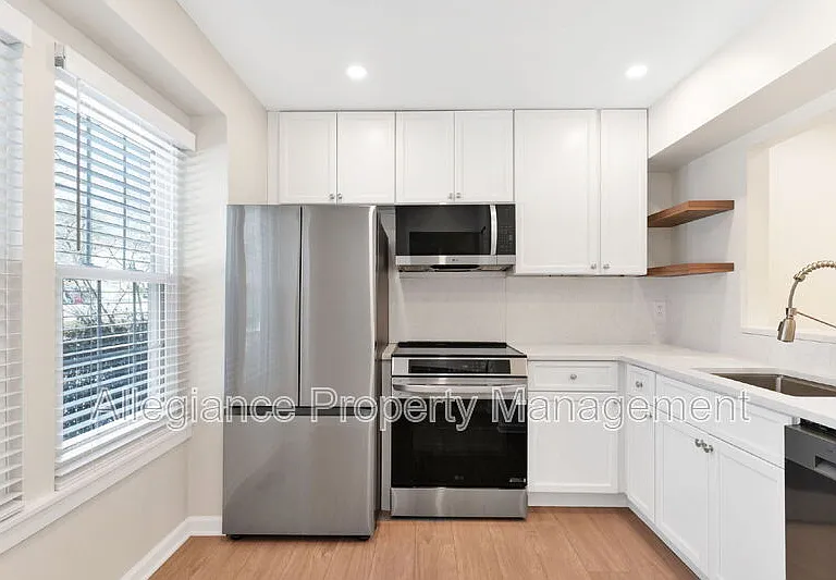 6630 Medinah Ln — Photo 12