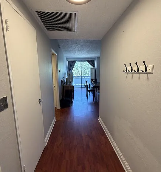 321 S San Vicente Blvd #406 — Photo 8