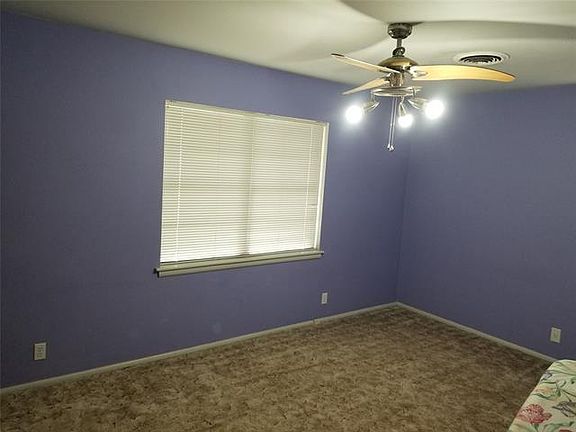 5th image of 1412 Ravenwood Dr