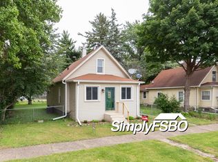 1439 24th Ave, Moline, IL 61265