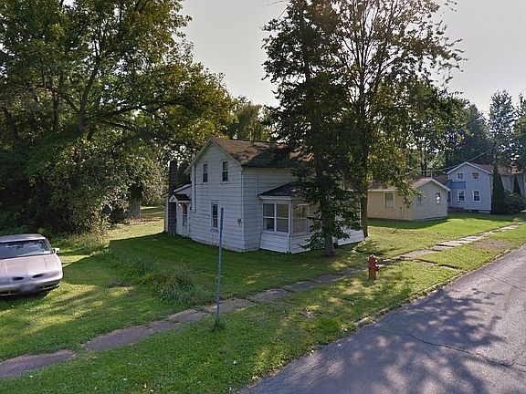 3rd image of 29 Haigh St