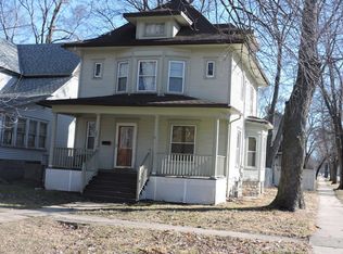 592 S Rosewood Ave, Kankakee, IL