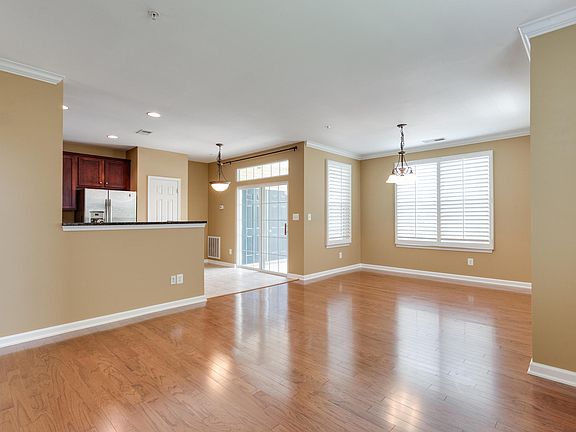 4th image of 20365 Belmont Park Ter Unit 101