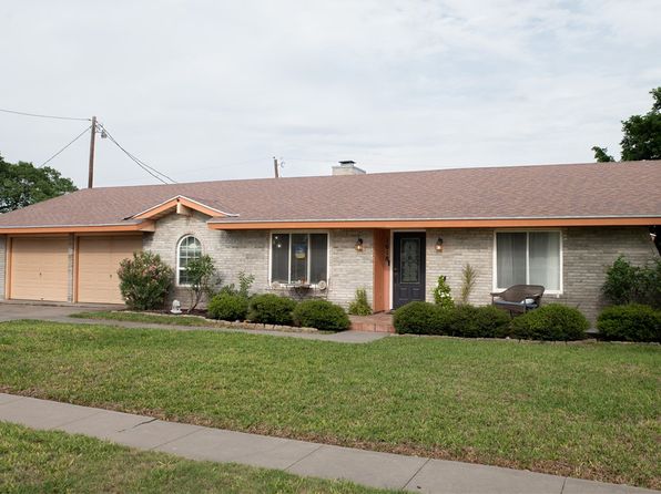 1618 Lawndale Dr, Kingsville, TX 78363
