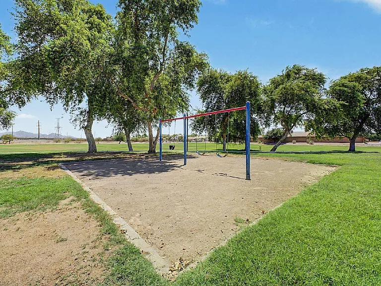 12570 W Desert Flower Rd — Photo 33