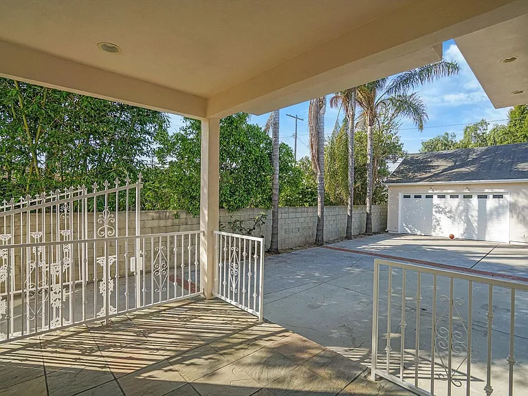 4721 Berryman Ave — Photo 33