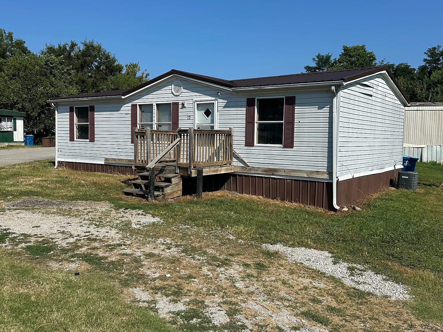 1141 Versailles Rd — Photo 1