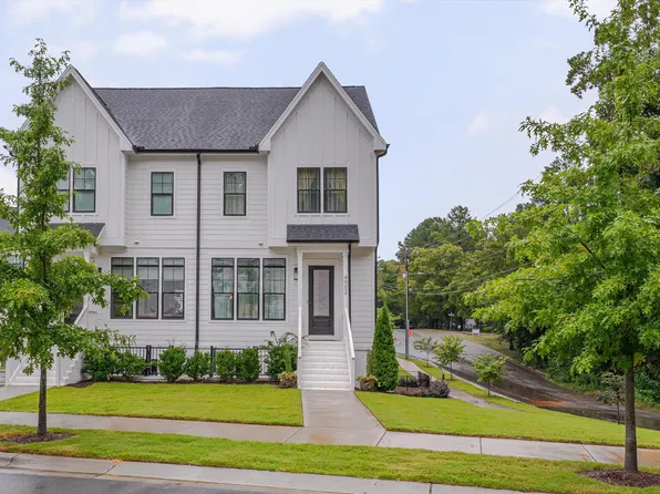 4902 Trek Ln, Raleigh, NC 27606