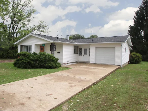 131 Clark St, Bethel, OH 45106