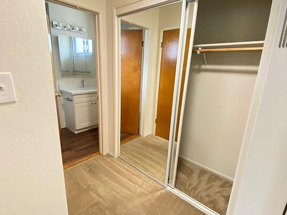 5th image of 1224 Floribunda Ave APT 6