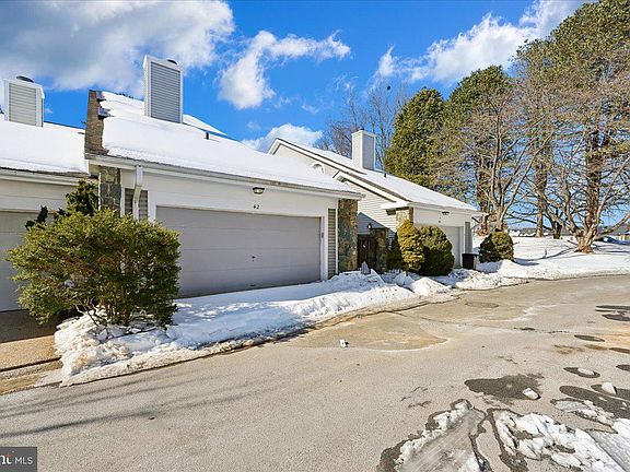 3rd image of 42 Tindal Springs Ct