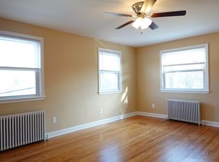 8802 Plymouth St APT 6, Silver Spring, MD 20901