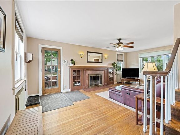 5th image of 1376 Simona Dr