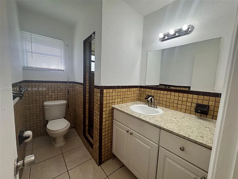 407 NW 7th Ct #N — Photo 12