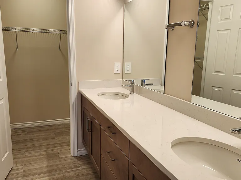 3362 Skaha Lake Rd — Photo 9