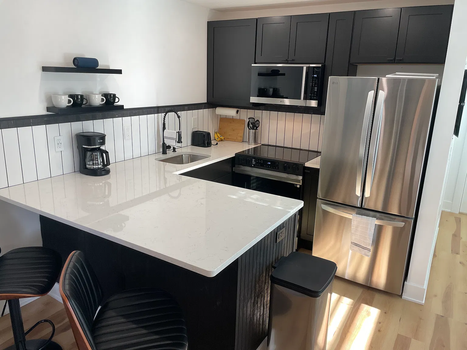 703 W 4th St — Photo 1
