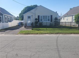 53 Peerless St, Cranston, RI 02910