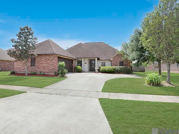 2970 Majestic Oaks Ave, Zachary, LA 70791