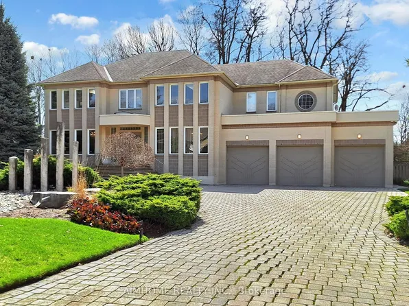 145 Renaissance Ct, Vaughan, ON L4J 7W4