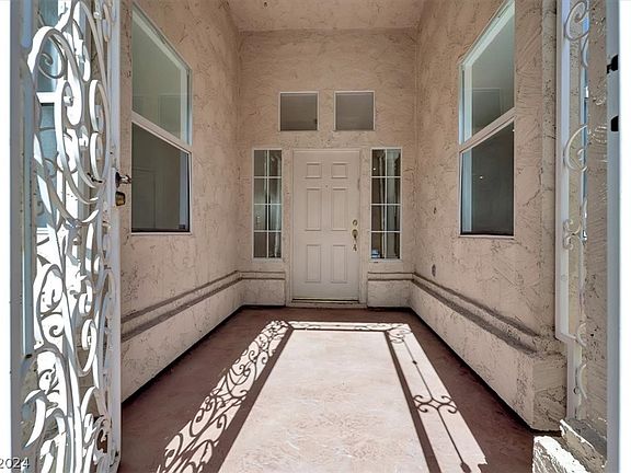 4th image of 3169 Cambridgeshire St