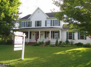 653 S Maple Ave, Purcellville, VA 20132