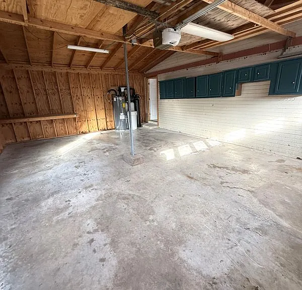 212 Thornton Ln — Photo 27