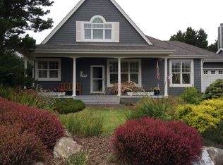 220 SW 61st St, South Beach, OR 97366