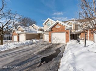 1962 Stillwater Rd, Arlington Heights, IL 60004